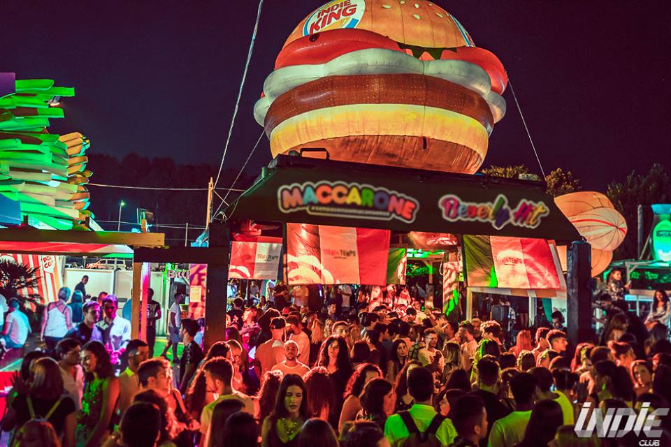 Inflatable set for INDIE