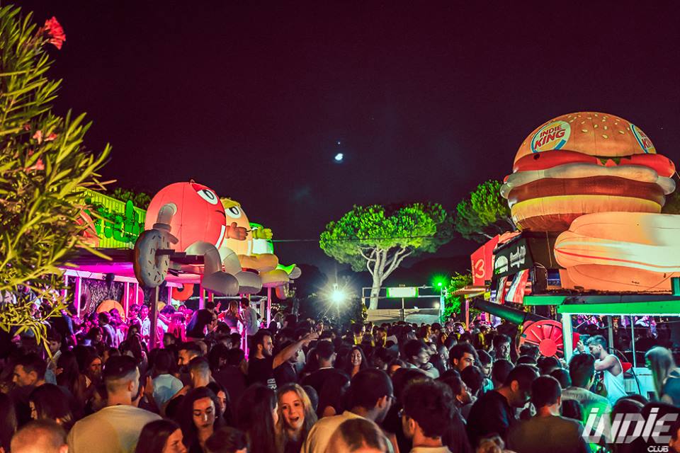 Inflatable set for INDIE